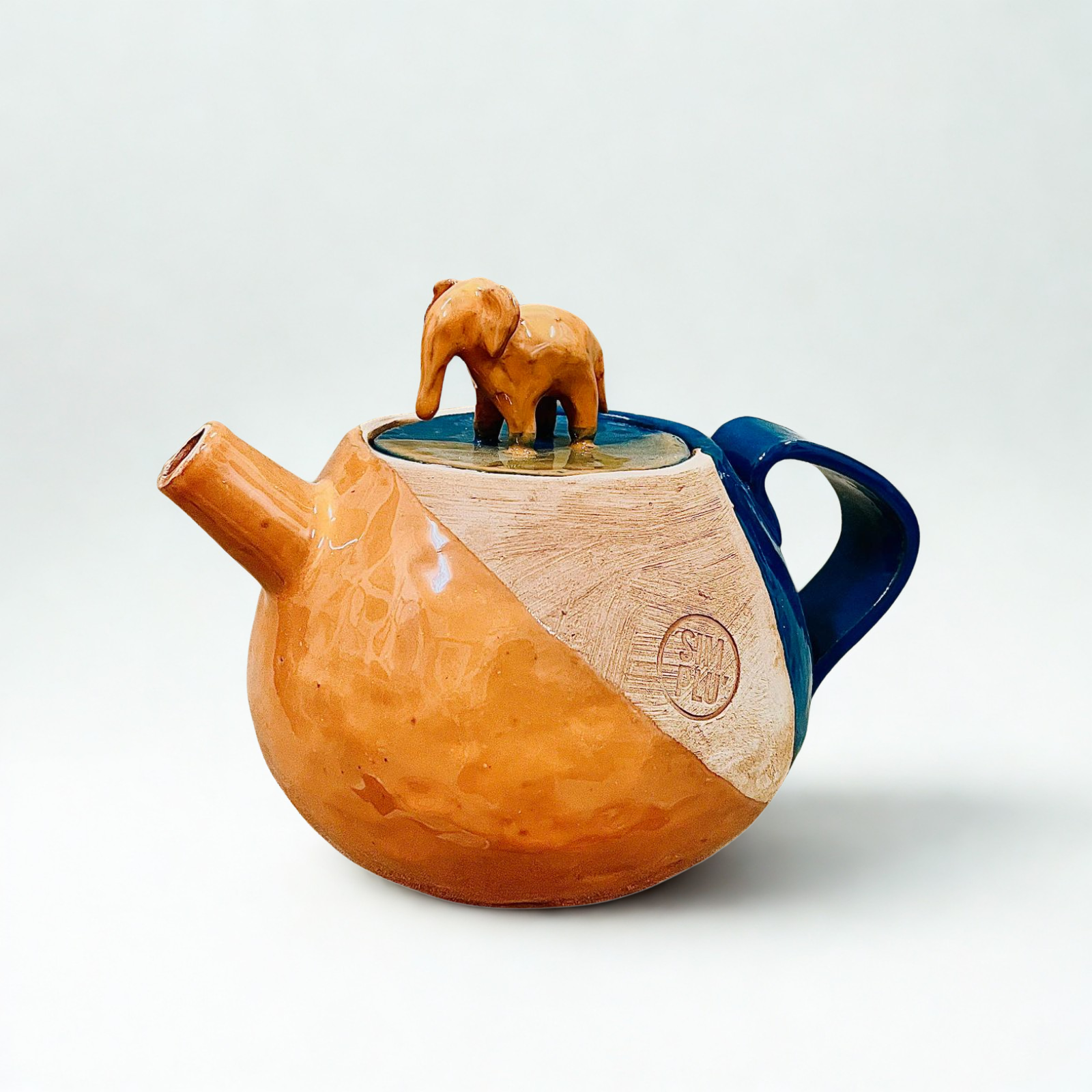 Ceainic „Elefant” – piesă de colecție