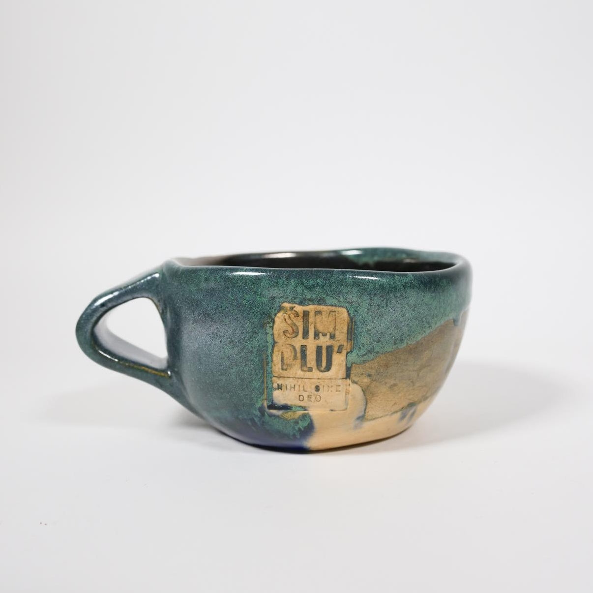 Cană ceramică „Valuri Verzi”