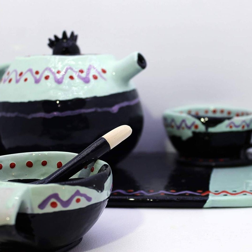 Set de ceai „Ritual Festiv” – ceainic cu 2 cești, lingurițe și tavă