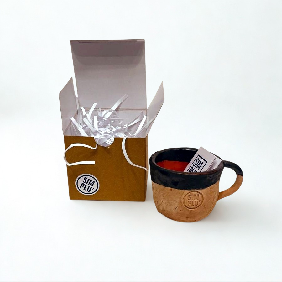 Cană ceramică glazurată „Red Ember”