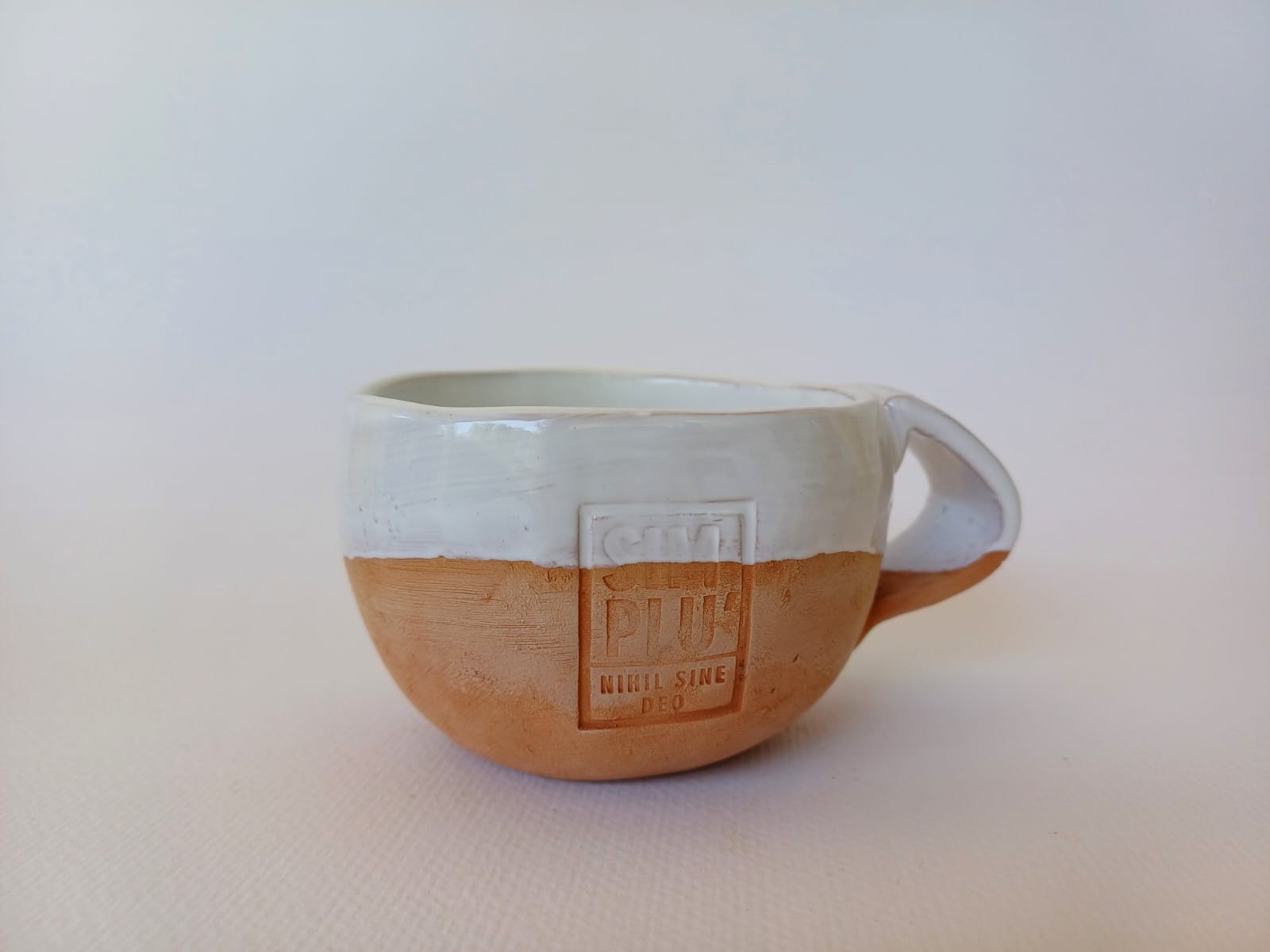 Cană ceramică „Liniște de Lut”