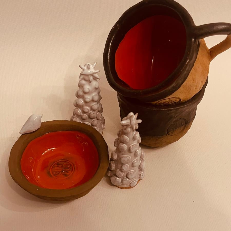 Set ceramică artizanală „Warm Contrast”